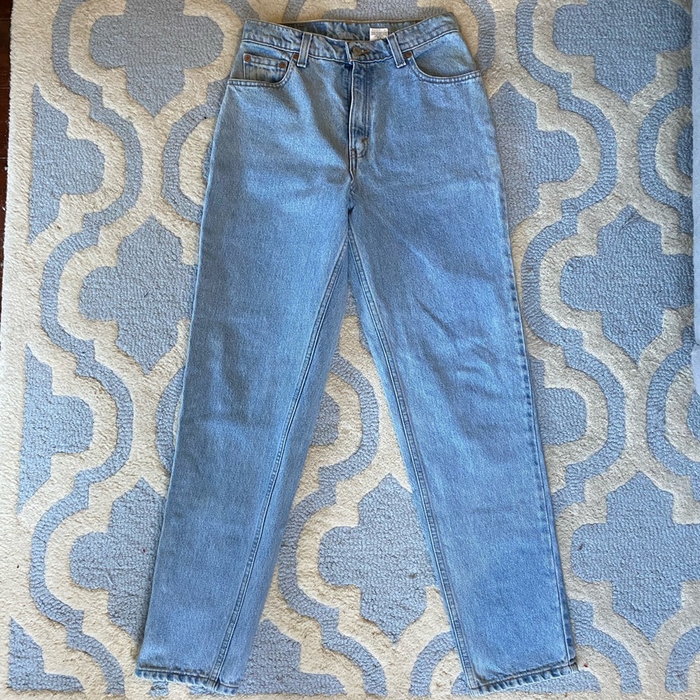 Vintage Levi’s 550 Relaxed Fit Tapered Leg 6 Reg Med